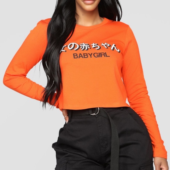 FASHION NOVA - Foreign girls crop top - Picture 1 of 4